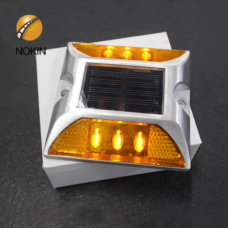 unidirectional solar pavement markers with 6 safety locks loading bearing 40 tons